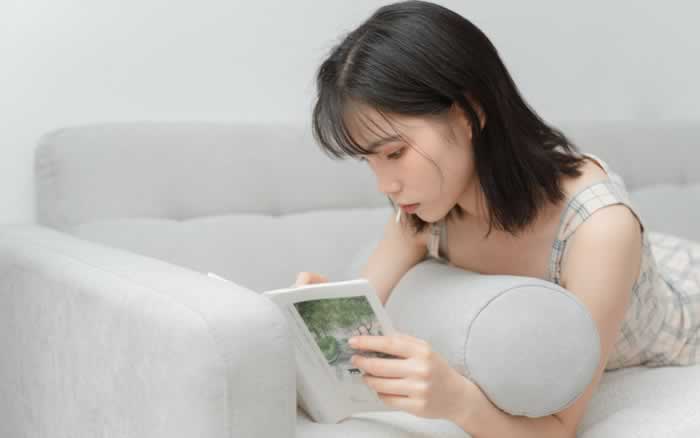 能把对方暖哭的句子 管Ta是男是女_情感