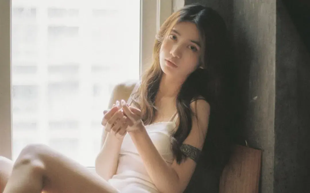 男女日常幽默聊天对话 越简单的话术 往往越有效_情感