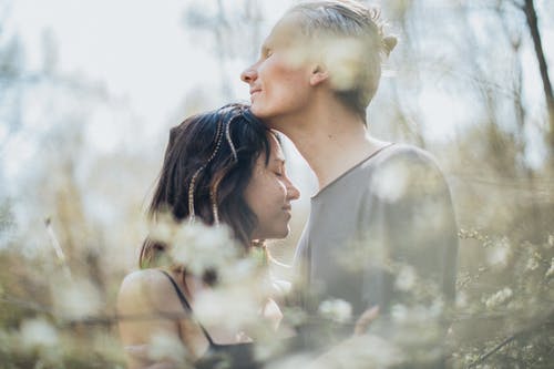 女朋友的妈妈不同意结婚，因为彩礼不够，该怎么挽回？