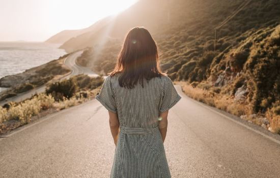 女友突然说我们不合适,跟别人暧昧聊天,她不爱我了是吗? 女友突然说我们不合适,跟别人暧昧聊天,她不爱我了是吗?
