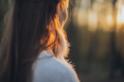 总觉得他不够爱我，他说他累了提出了分手，我该怎么补救？