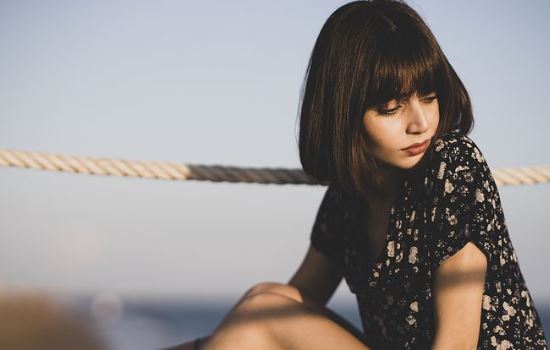 男朋友和前妻复婚了，我该继续等下去吗？