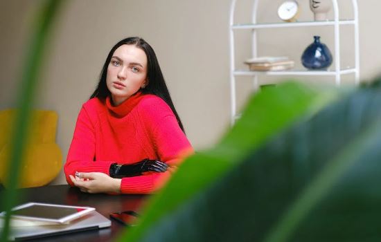 喜欢的人有女朋友,还和我发生关系,他是什么意思? 喜欢的人有女朋友,还和我发生关系,他是什么意思?