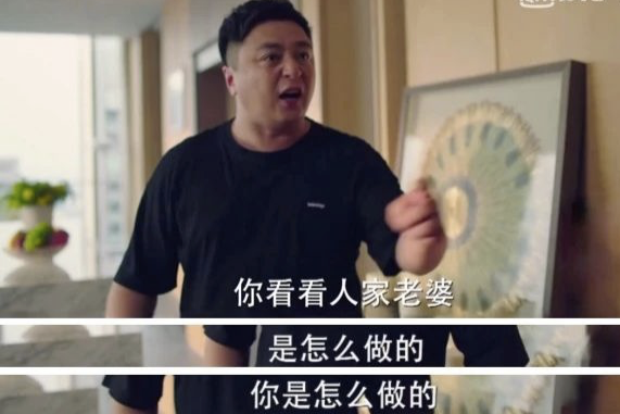 演员高溜隆鼻失败：漂亮是种“高成本”优势，千万不要过度痴迷