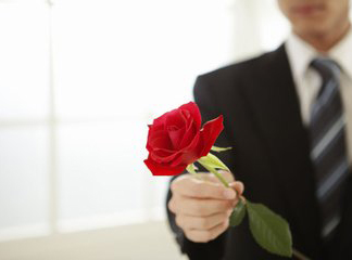 你的表白被拒绝过吗？如何用表白打动她的芳心！