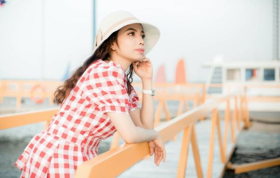 男友不接电话不回短信能挽回吗？他在干什么？