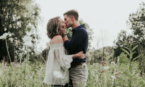 为什么老婆不回我信息?能挽回吗? 为什么老婆不回我信息?能挽回吗?