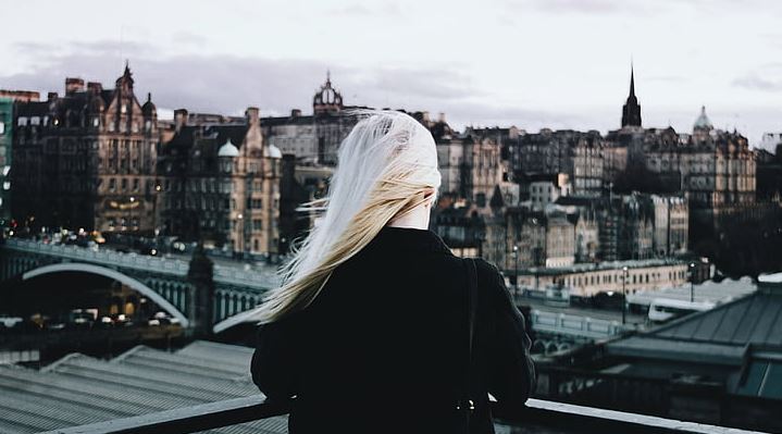 前女友跟我聊天但是不愿意复合 前女友跟我聊天但是不愿意复合