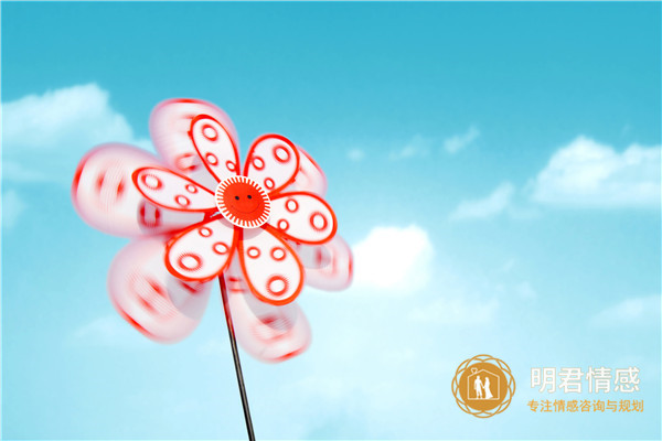 男生分手了怎么挽回女朋友?应该怎么做 男生分手了怎么挽回女朋友?应该怎么做