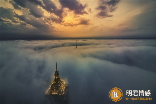 梦见老公出轨了,自己很伤心是怎么回事儿,预示什么 梦见老公出轨了,自己很伤心是怎么回事儿,预示什么