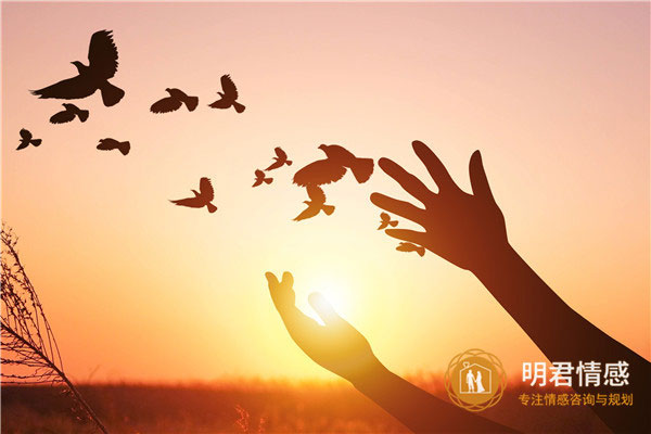 男朋友不懂你怎么办